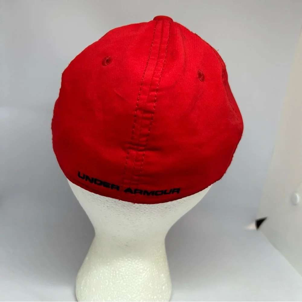 Under‎ Armour Hat Cap Youth Kids Boys S/M Flex Stretch Fitted Red Black Logo